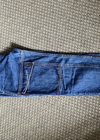 Diğer Kadın Parlak Mavi Kemerli Geniş Kesim Jean