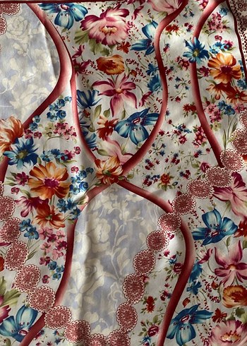 İpek Eşarp - Görsel 3