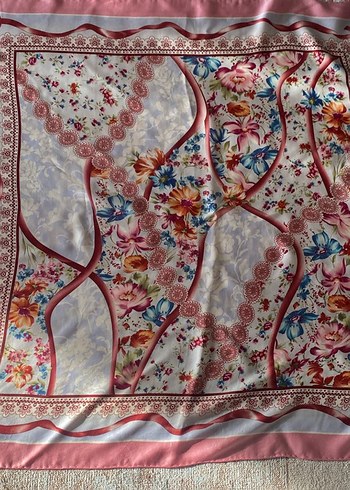 İpek Eşarp - Görsel 2