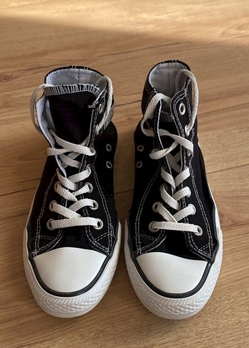 Converse 37