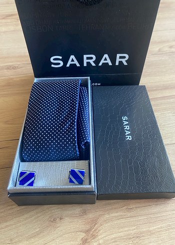 Sarar Lacivert Noktalı Kravat, Mendil ve Kol Düğmesi Seti - Görsel 2