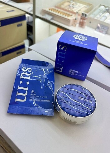 SU:M37 Suya dayanıklı Cushion (fondöten) Kore`den lux premium 