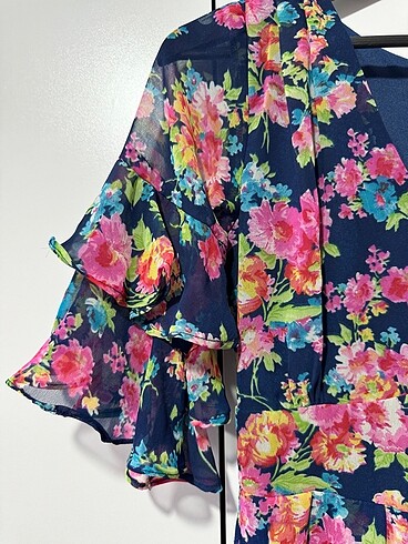 34 Beden Çiçekli Mini Elbise