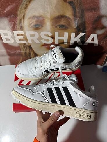 Adidas Spor Ayakkabı