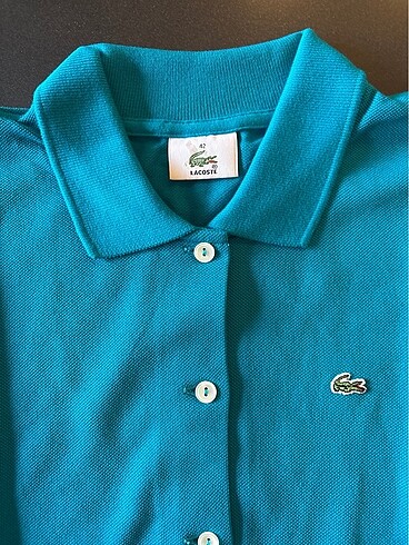 Lacoste Kadın tam bu zamanların havası rengi ????