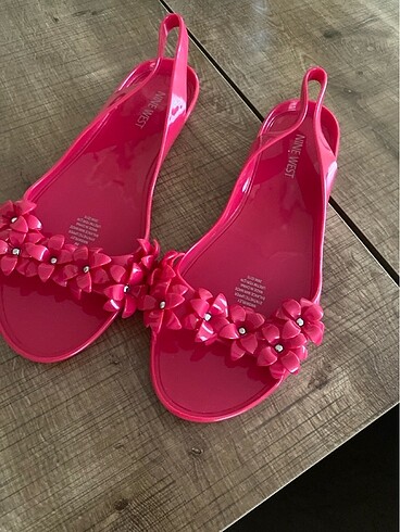 Nine west sandalet yeni