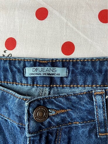 Defacto Kot Jean