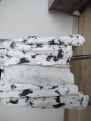 m Beden beyaz Renk Crop ceket
