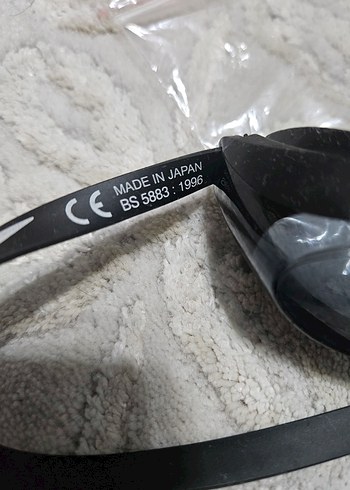 Beden siyah Renk Speedo Speedsocket BS 5883 : 1996 Yetişkin Yüzücü Yarış Gözlüğü