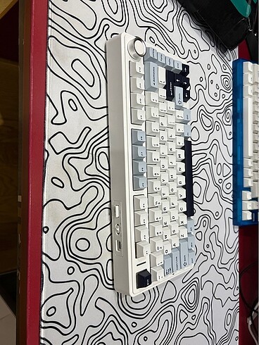 Diğer Aula F75 (klavye)