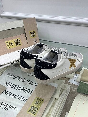 36 Beden beyaz Renk Golden goose deluxe spor ayakkabısı