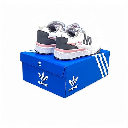 35 Beden beyaz Renk Adidas form low çocuk spor ayakkabısı