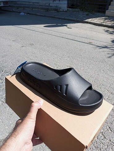 Adidas terlik