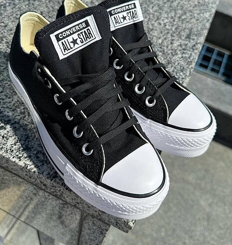 40 Beden Converse lift platform spor ayakkabısı