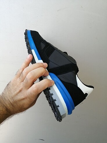 40 Beden siyah Renk Lacoste spor ayakkabısı