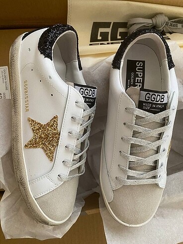 Golden Goose Deluxe Golden goose deluxe spor ayakkabısı