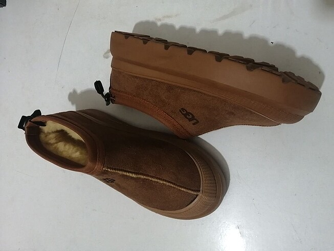 40 Beden Ugg bilek bot