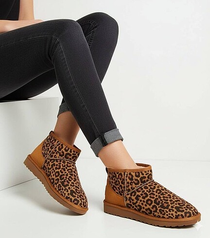 Ugg leopar kadın botu