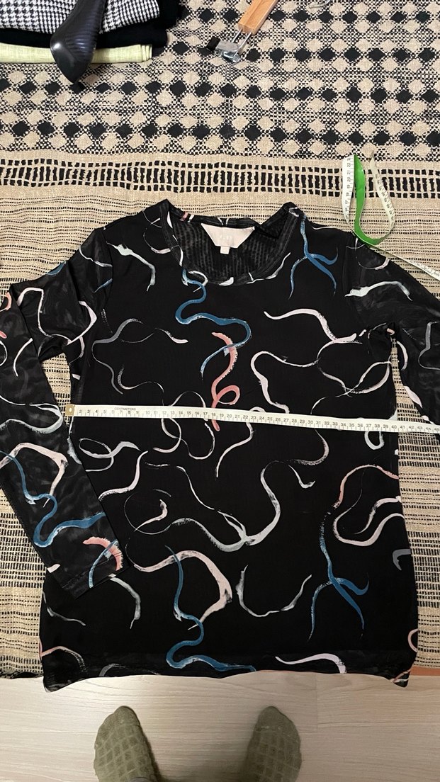 Zincir Detaylı siyah Bluz - Görsel 3