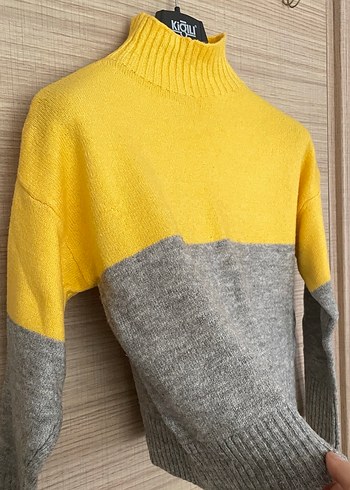 Sarı Gri Örgü Boğazlı Kazak - Görsel 3