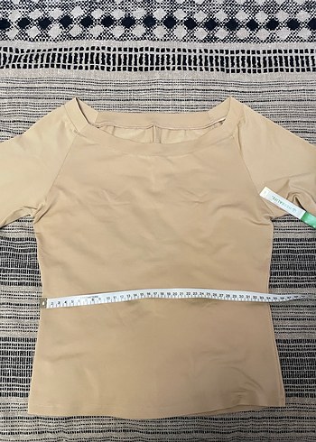 Kısa Kollu Bej Kadın Bluz - Görsel 3