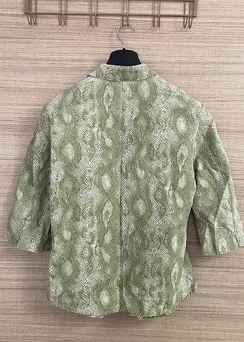 Düğmeli Yılan Desenli Keten Kadın Gömlek - Görsel 2