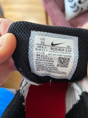 23 Beden beyaz Renk Çocuk ayakkabı Nike orijinal