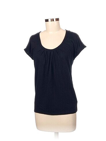 Calvin Klein T-shirt %70 İndirimli.