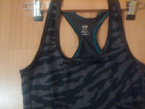 H&M HM spor üst