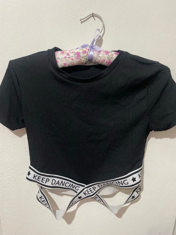 Siyah Kısa Bantlı Crop Top - Görsel 2