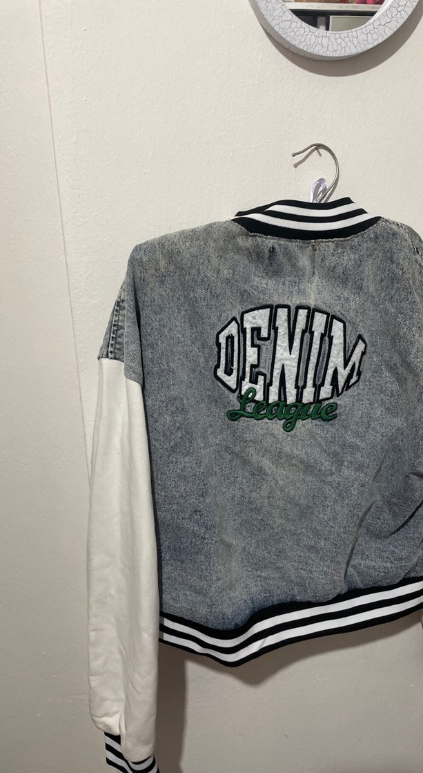 Gri Düğmeli Kadın Denim Ceket - Görsel 2