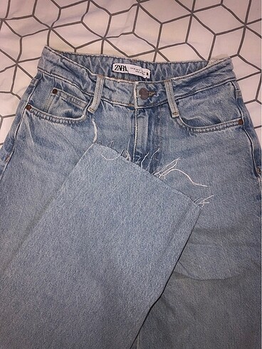 Zara straight jean