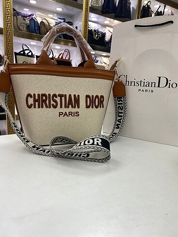 Dior Christian Dior???? Çanta