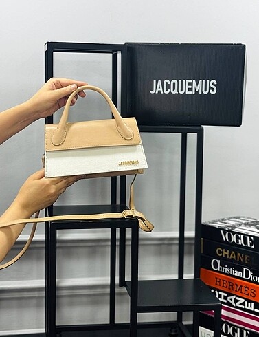 JACQUEMUS LE CHIQUİTO ÇANTA