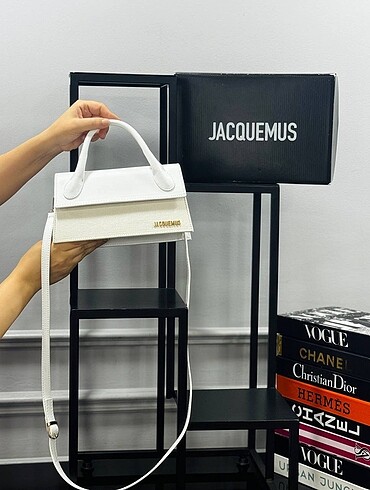  Beden JACQUEMUS LE CHIQUİTO ÇANTA