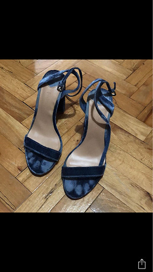 Stradivarius kadife ayakkabı