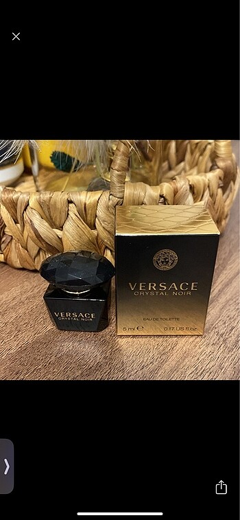 Versace crystal noir delux