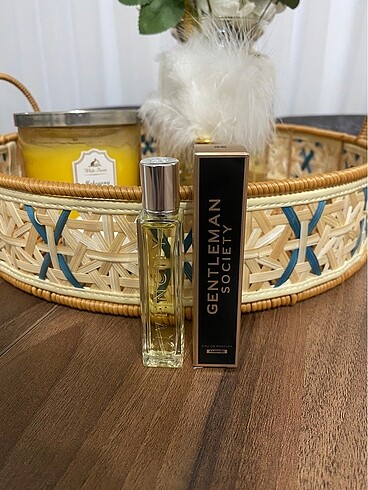 GIVENCHY Givenchy society ambree edp