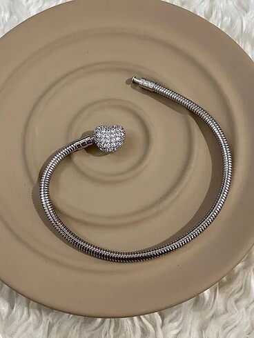 Pandora Diamondheart 