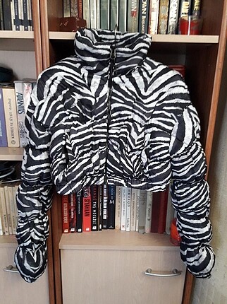 Bershka Zebra Mont