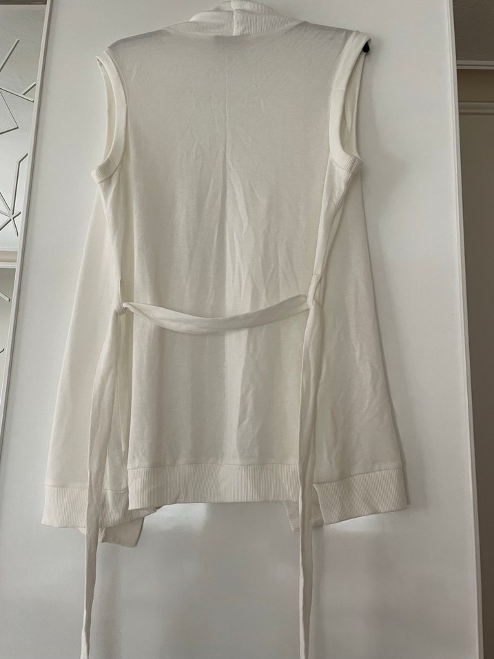 Düğmeli Beyaz Kadın Yelek - Görsel 2