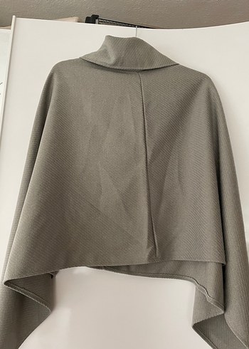 Gri Düğmeli Kadın Panço - Görsel 2