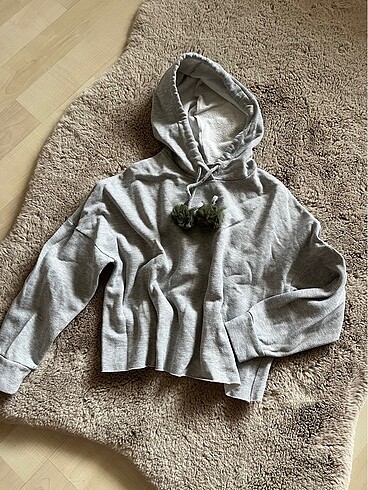 Gri sweat crop