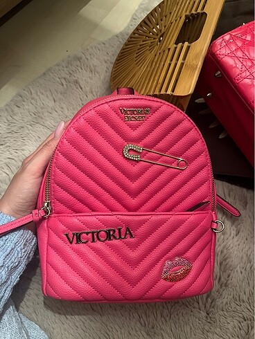 Victoria secret çanta