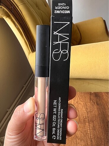 Beden Nars kapatıcı