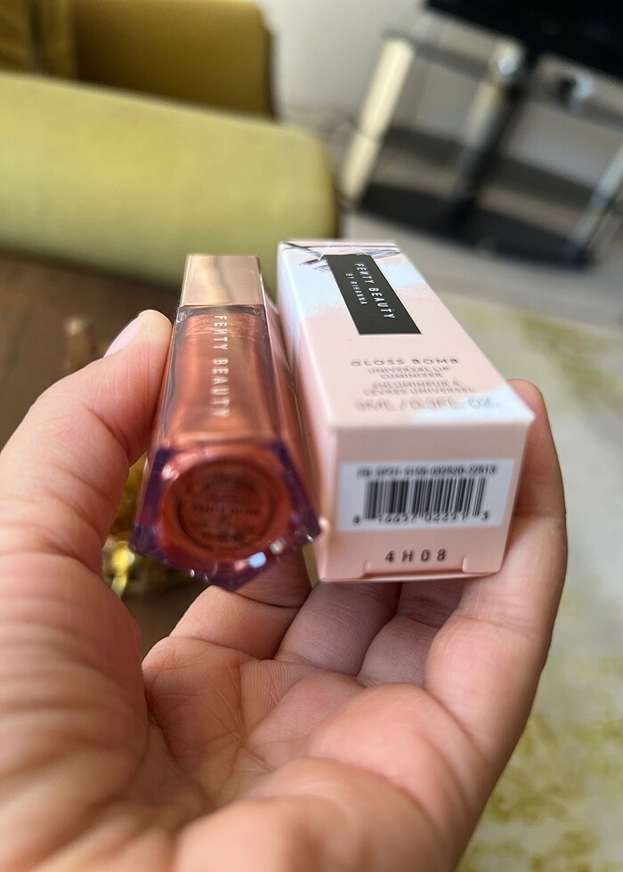 Fenty beauty gloss - Görsel 4