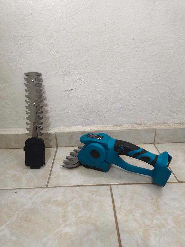 Şarjlı Çit Kesme Makinesi - Görsel 2