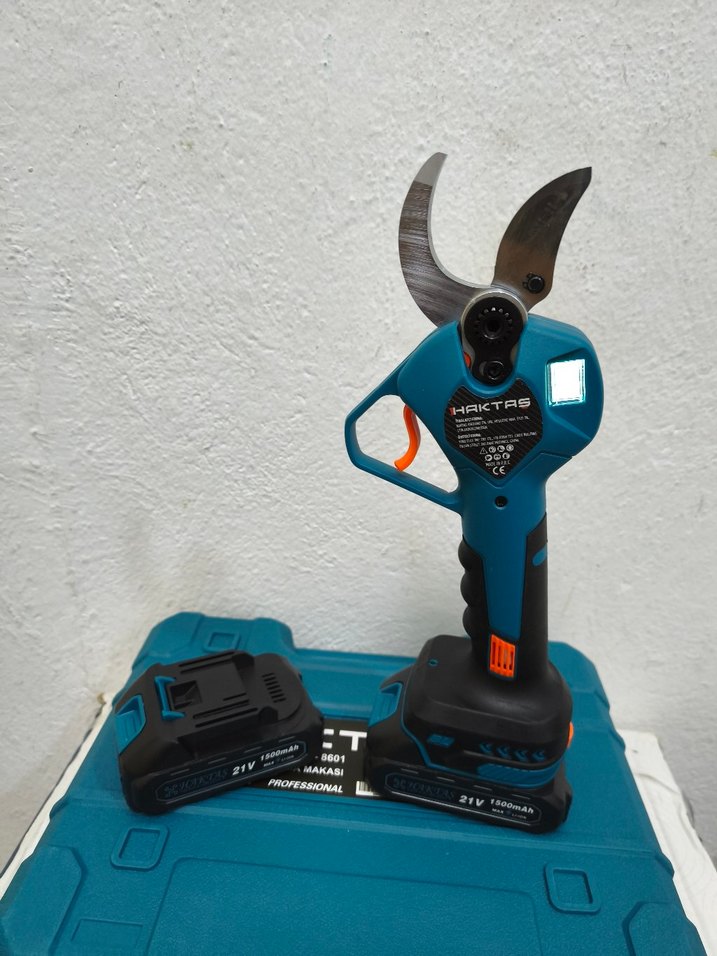 Şarjlı Testere Budama Makası ve Dipçik - Görsel 3