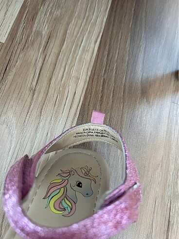 33 Beden Kız çocuk sandalet