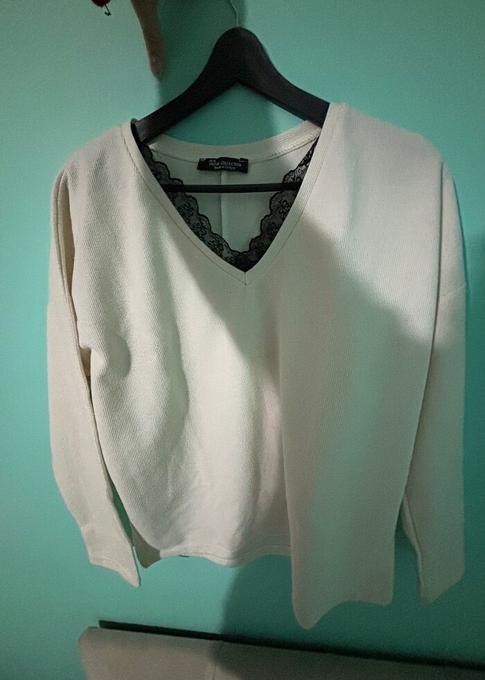 Krem dantel detay şık bluz - Görsel 2